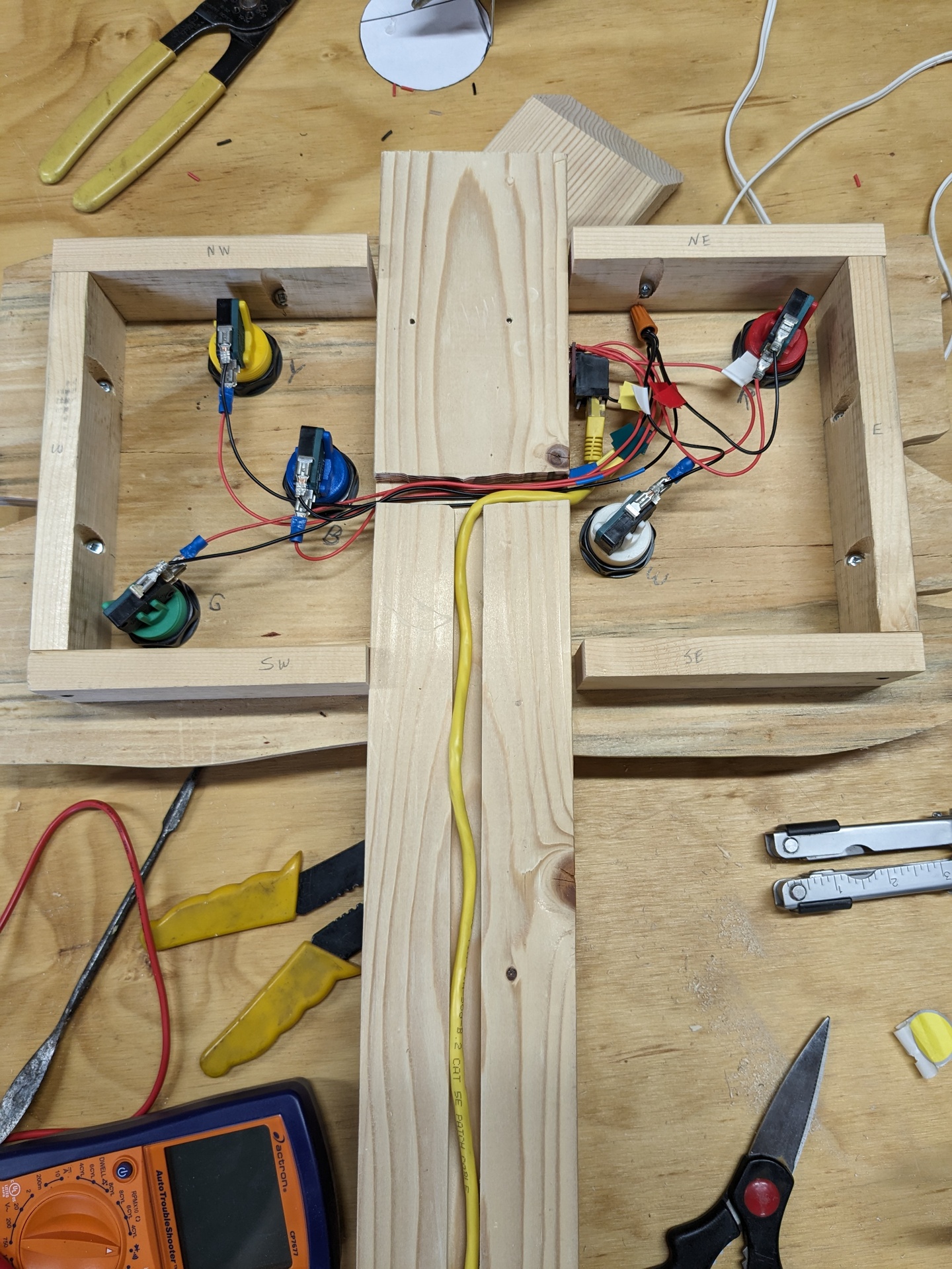 A view of the wiring inside the sign